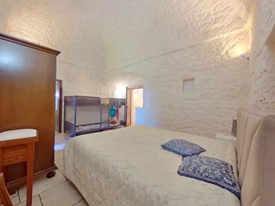 Immagine 18 di Rustico / casale in vendita  in LYOS a Ostuni