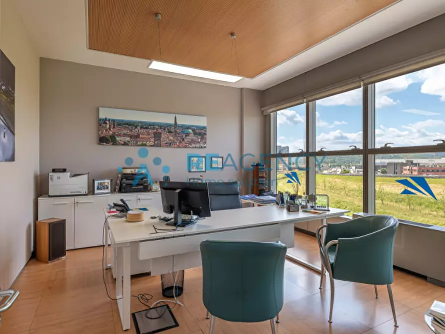 Immagine 10 di Ufficio in vendita  in via dell'edilizia 19 a Vicenza