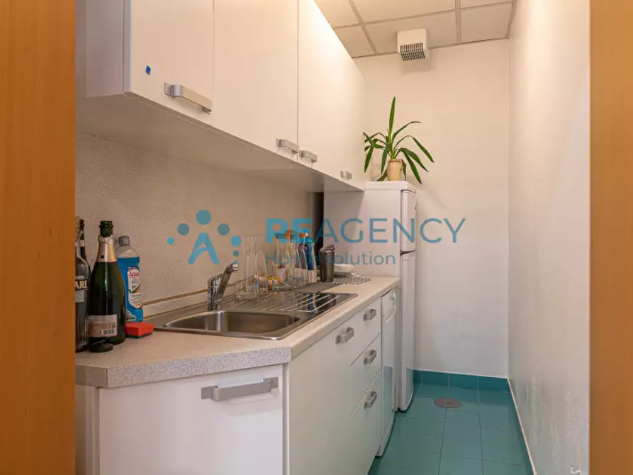 Immagine 11 di Ufficio in vendita  in via dell'edilizia 19 a Vicenza