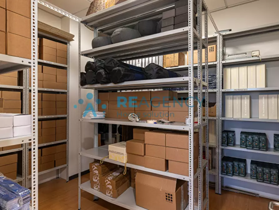 Immagine 12 di Ufficio in vendita  in via dell'edilizia 19 a Vicenza