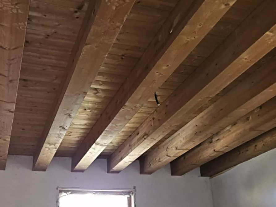 Immagine 6 di Casa trifamiliare in vendita  in Via Cavour a Ospedaletto Euganeo