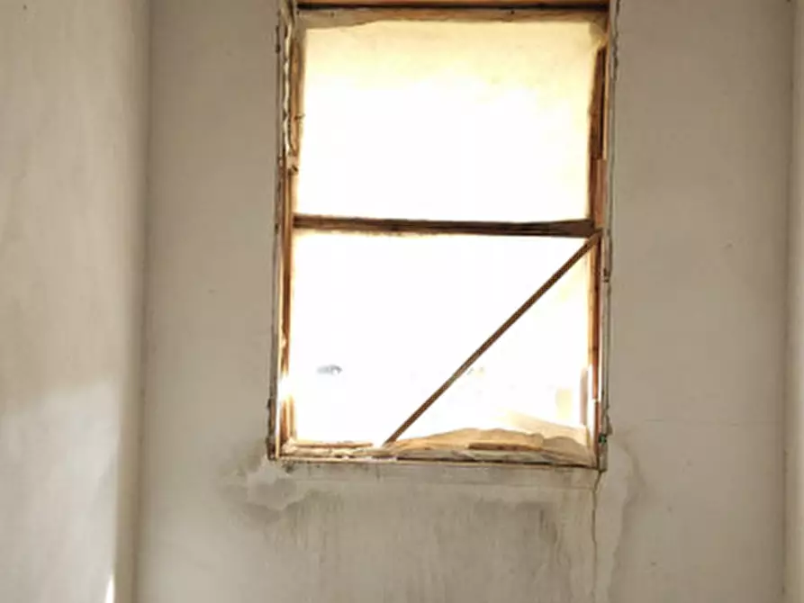 Immagine 9 di Casa trifamiliare in vendita  in Via Cavour a Ospedaletto Euganeo