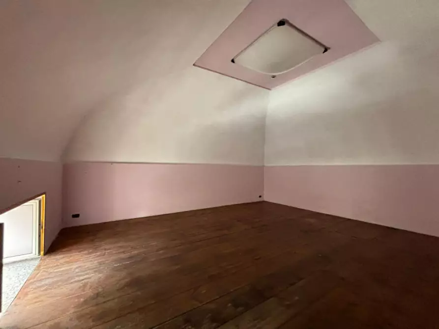 Immagine 4 di Negozio in vendita  in via nazionale n°870 a Torre Del Greco