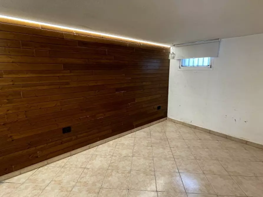 Immagine 6 di Garage in vendita  in Via Esperia a Chioggia