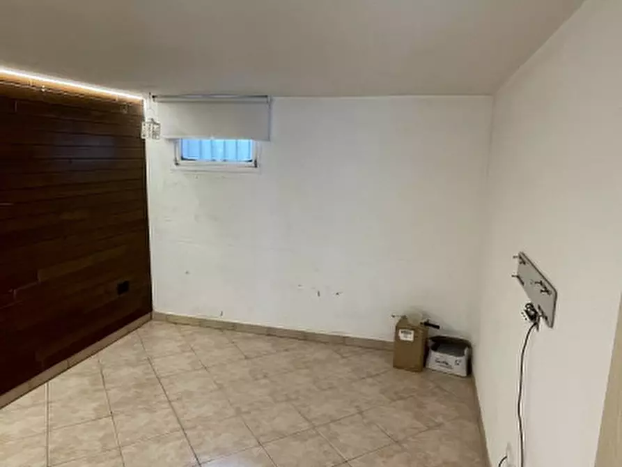 Immagine 7 di Garage in vendita  in Via Esperia a Chioggia