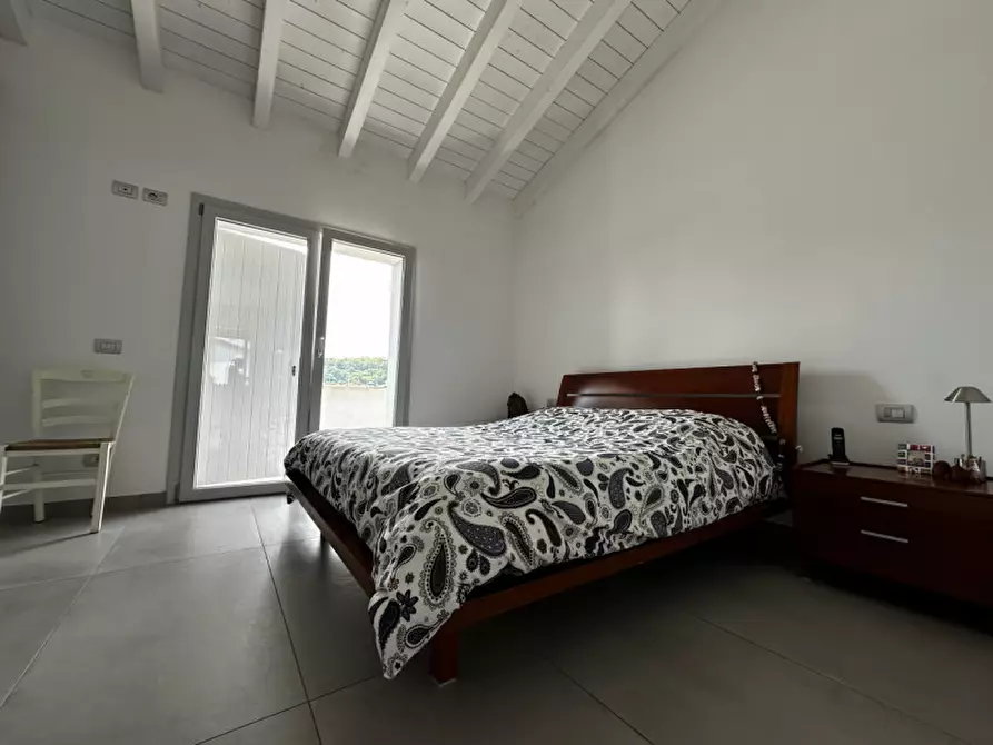 Immagine 21 di Casa bifamiliare in vendita  in Zona Martinelli a Valeggio Sul Mincio