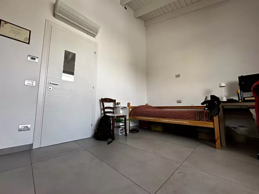 Immagine 27 di Casa bifamiliare in vendita  in Zona Martinelli a Valeggio Sul Mincio