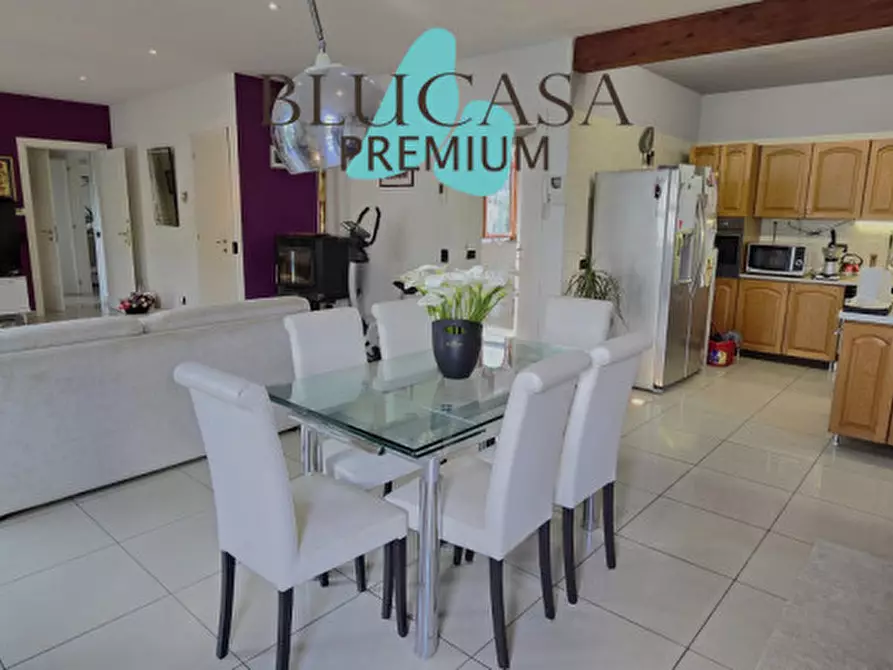 Immagine 4 di Casa indipendente in vendita  in Via Mengozzi a Meldola