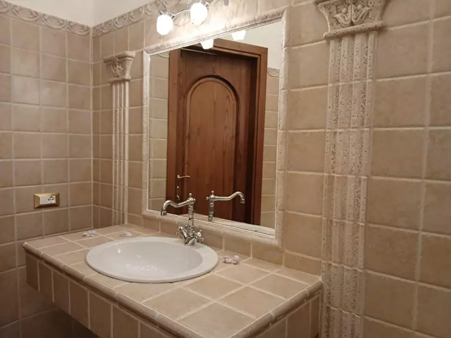 Immagine 11 di Appartamento in vendita  in Via Ponte Gregoriano a Tivoli