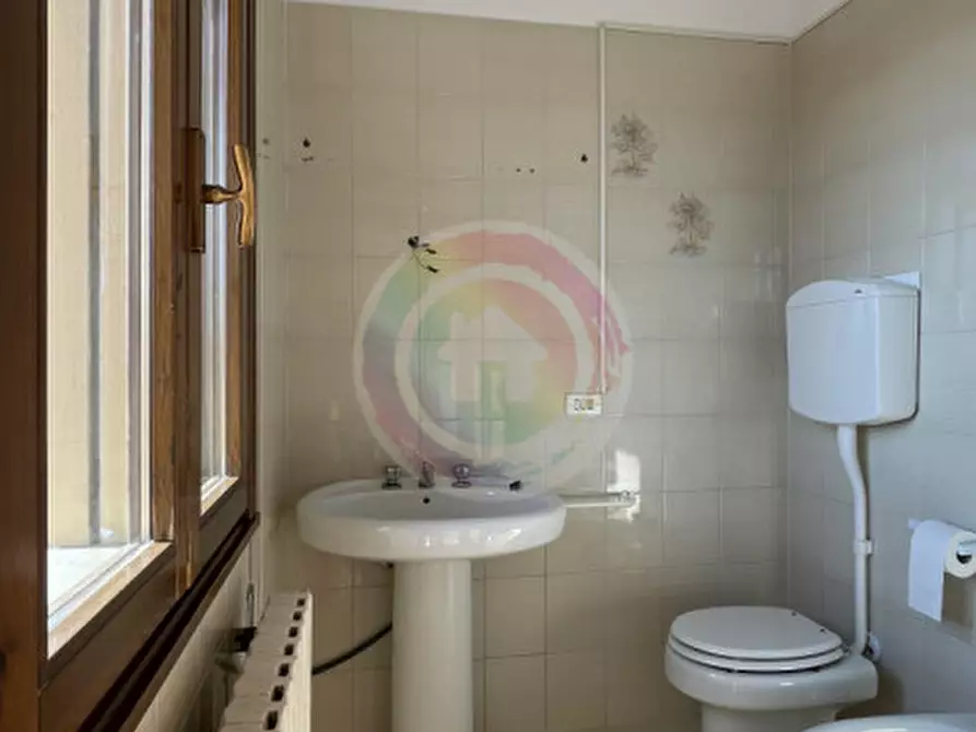 Immagine 6 di Appartamento in affitto  a Sant'elena