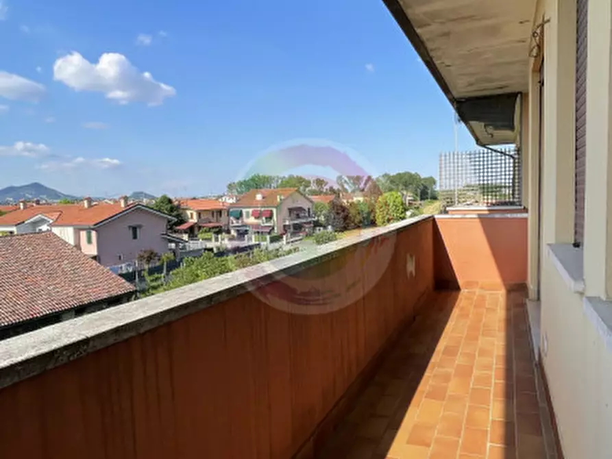 Immagine 8 di Appartamento in affitto  a Sant'elena