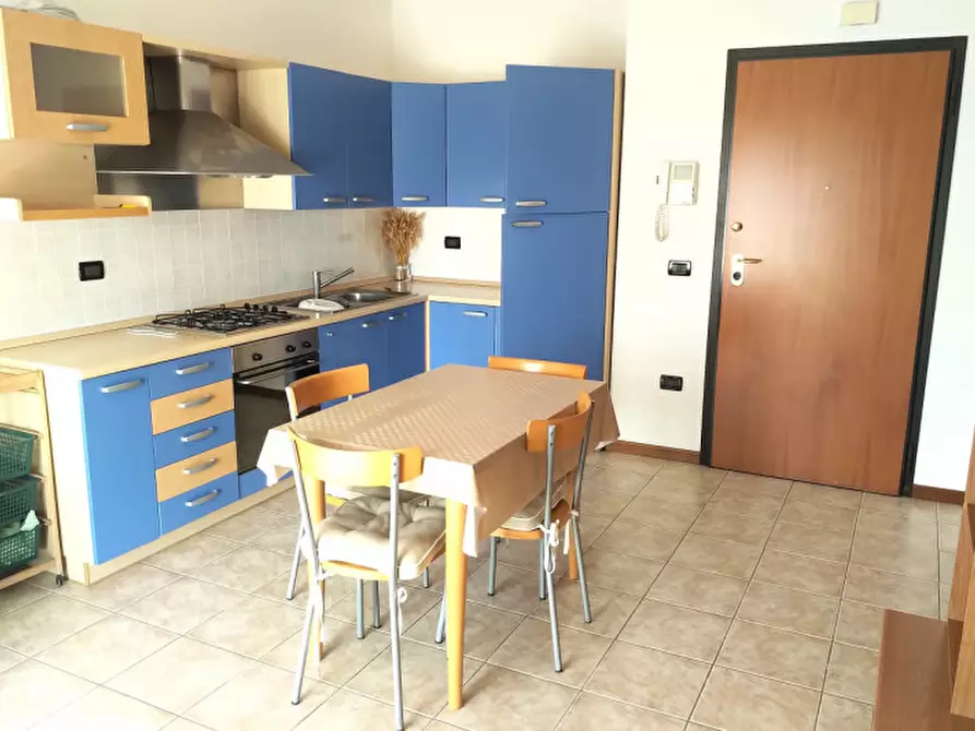 Immagine 6 di Appartamento in affitto  in Via degli Alberi a Montecchio Maggiore