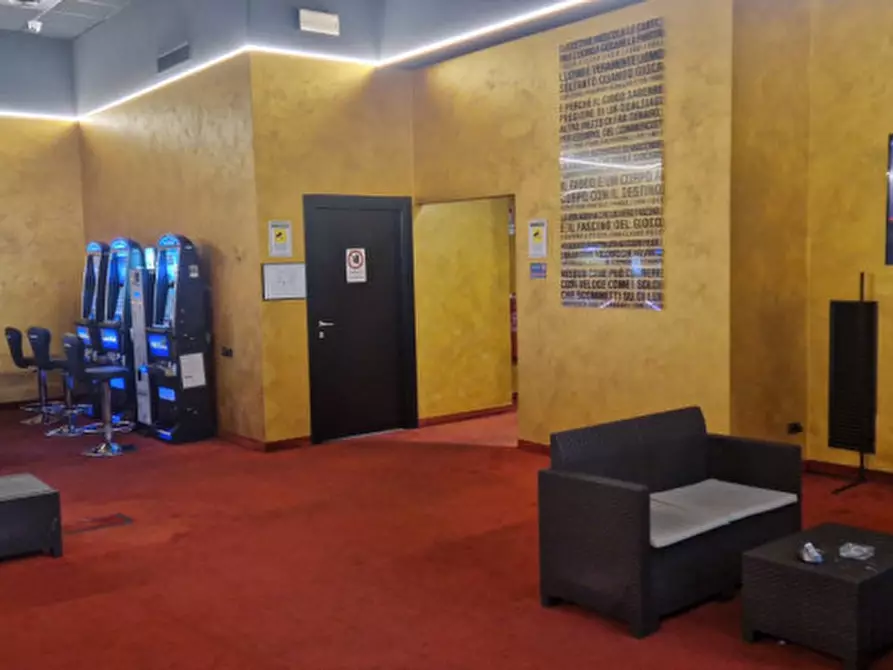 Immagine 8 di Capannone industriale in vendita  in Via Sette Comuni 68 a Torino