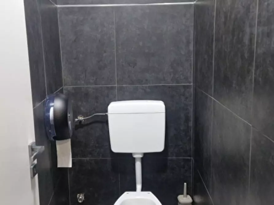 Immagine 12 di Capannone industriale in vendita  in Via Sette Comuni 68 a Torino