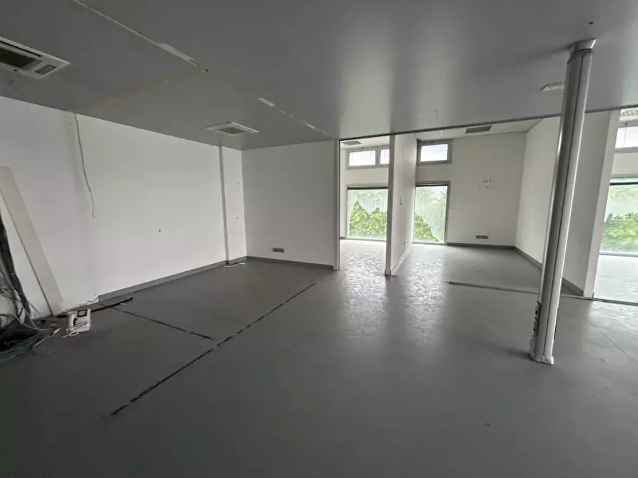 Immagine 6 di Ufficio in vendita  a Castelfranco Veneto