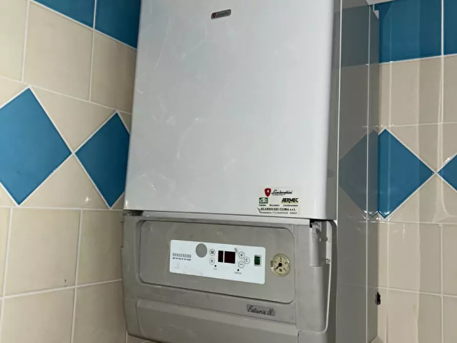 Immagine 25 di Ufficio in vendita  a Castelfranco Veneto