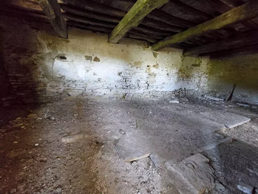 Immagine 25 di Rustico / casale in vendita  in Località Baciuccaro a Sant'angelo In Vado
