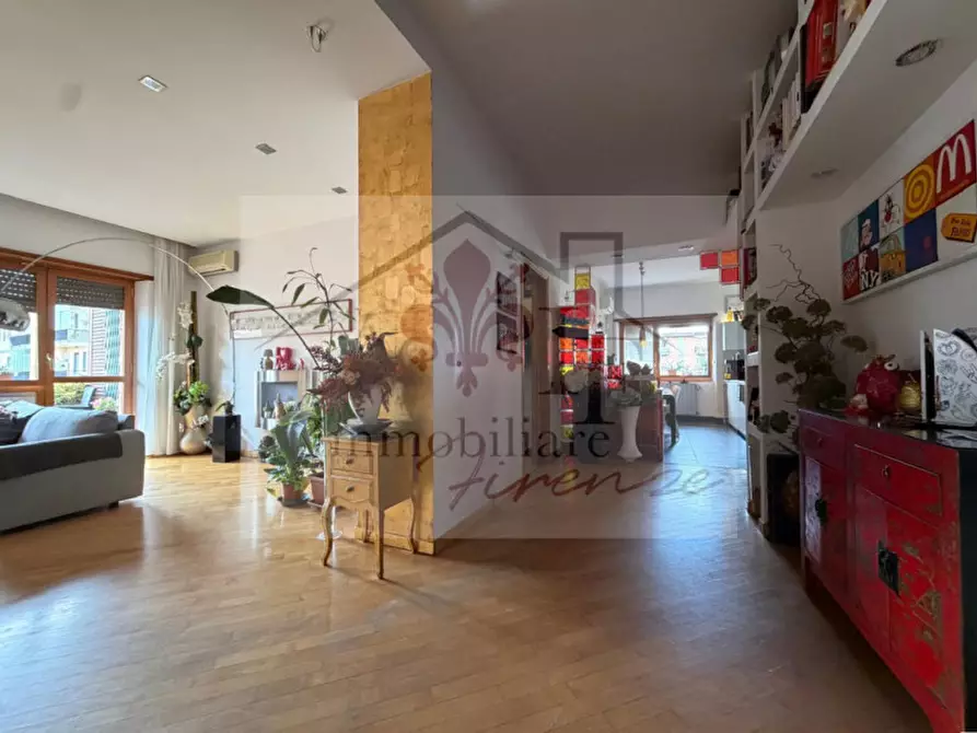 Immagine 2 di Appartamento in vendita  in Via Valdorcia a Firenze