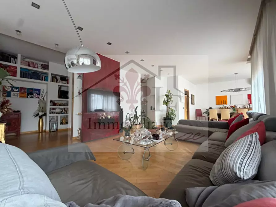 Immagine 3 di Appartamento in vendita  in Via Valdorcia a Firenze