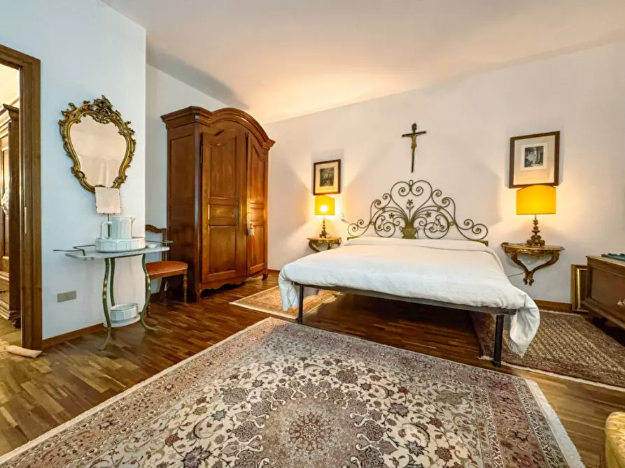 Immagine 14 di Villa in vendita  in via alzate 90 a Oleggio