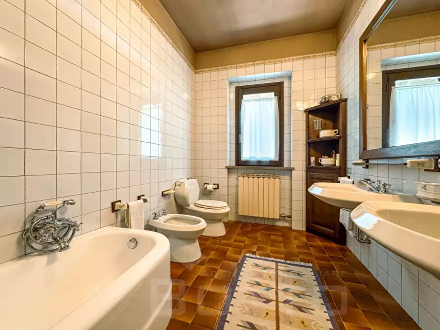 Immagine 16 di Villa in vendita  in via alzate 90 a Oleggio