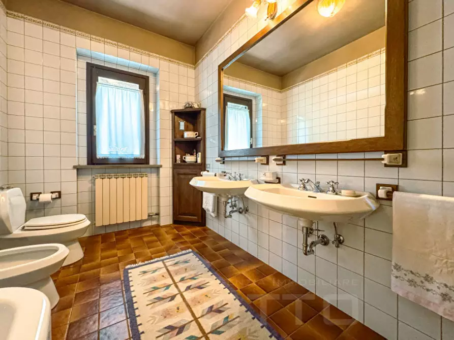 Immagine 18 di Villa in vendita  in via alzate 90 a Oleggio