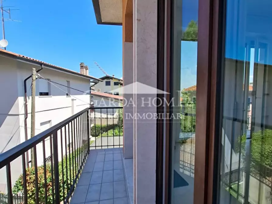Immagine 6 di Appartamento in vendita  in Via Aleardi a Desenzano Del Garda