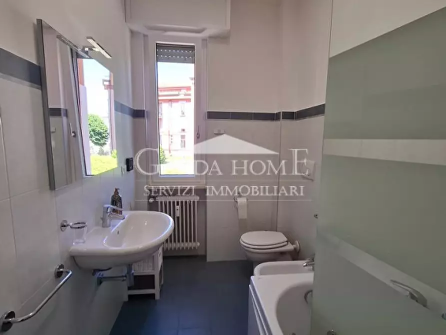 Immagine 28 di Appartamento in vendita  in Via Aleardi a Desenzano Del Garda
