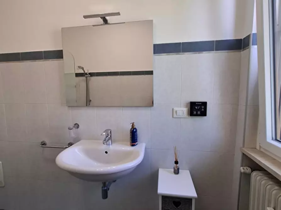 Immagine 29 di Appartamento in vendita  in Via Aleardi a Desenzano Del Garda