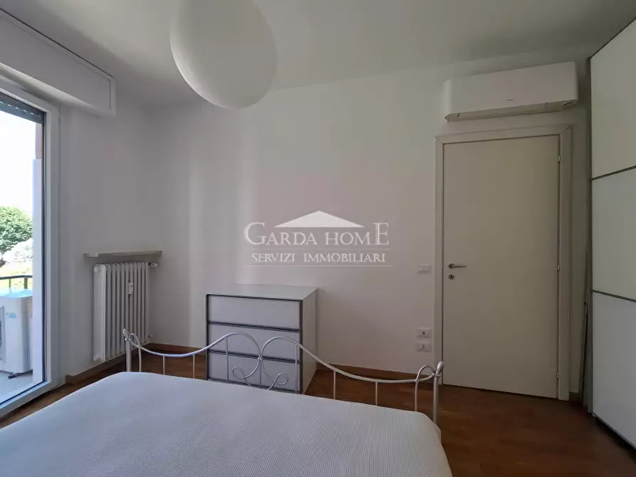 Immagine 33 di Appartamento in vendita  in Via Aleardi a Desenzano Del Garda