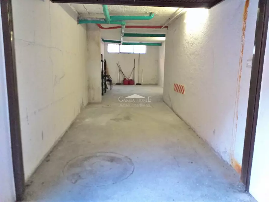 Immagine 37 di Appartamento in vendita  in Via Aleardi a Desenzano Del Garda