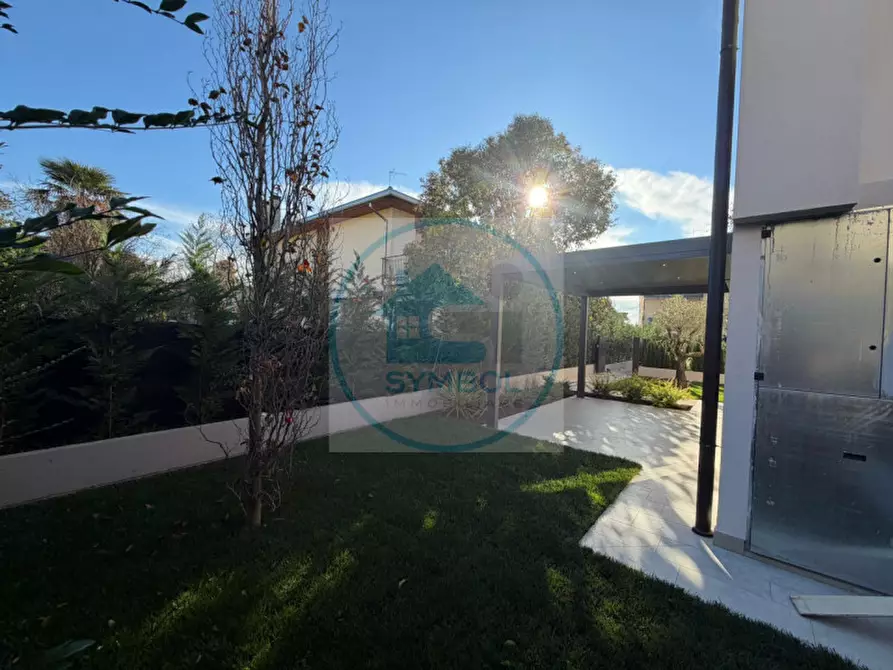 Immagine 7 di Casa trifamiliare in vendita  in via fratelli orolan a Mogliano Veneto