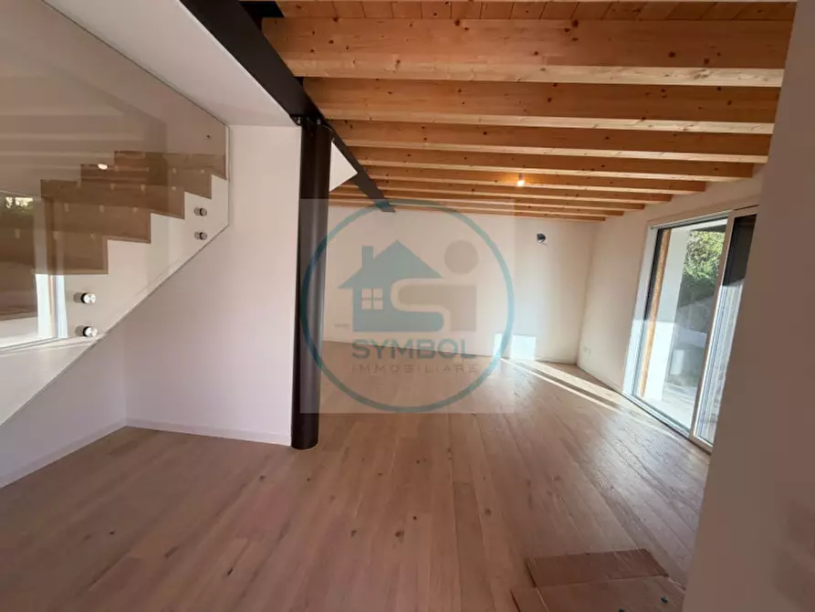 Immagine 9 di Casa trifamiliare in vendita  in via fratelli orolan a Mogliano Veneto