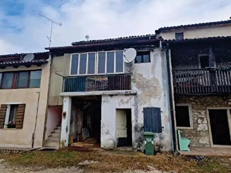 Immagine 1 di Villetta a schiera in vendita  in Vicolo Giobatta dal Moro, 3 a Cison Di Valmarino