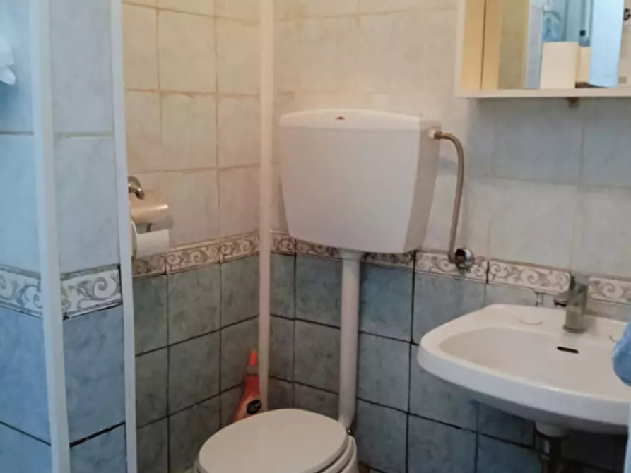 Immagine 10 di Appartamento in vendita  in via roma a Montevarchi