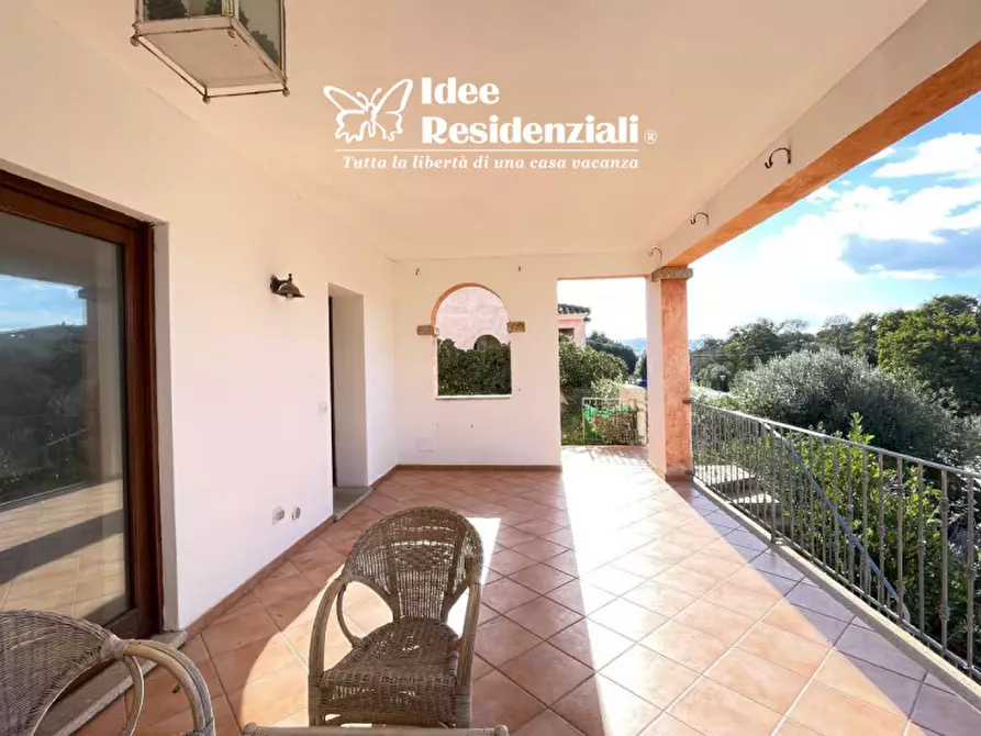 Immagine 2 di Appartamento in vendita  a Arzachena