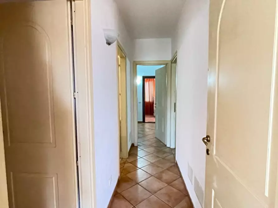 Immagine 17 di Appartamento in vendita  a Arzachena