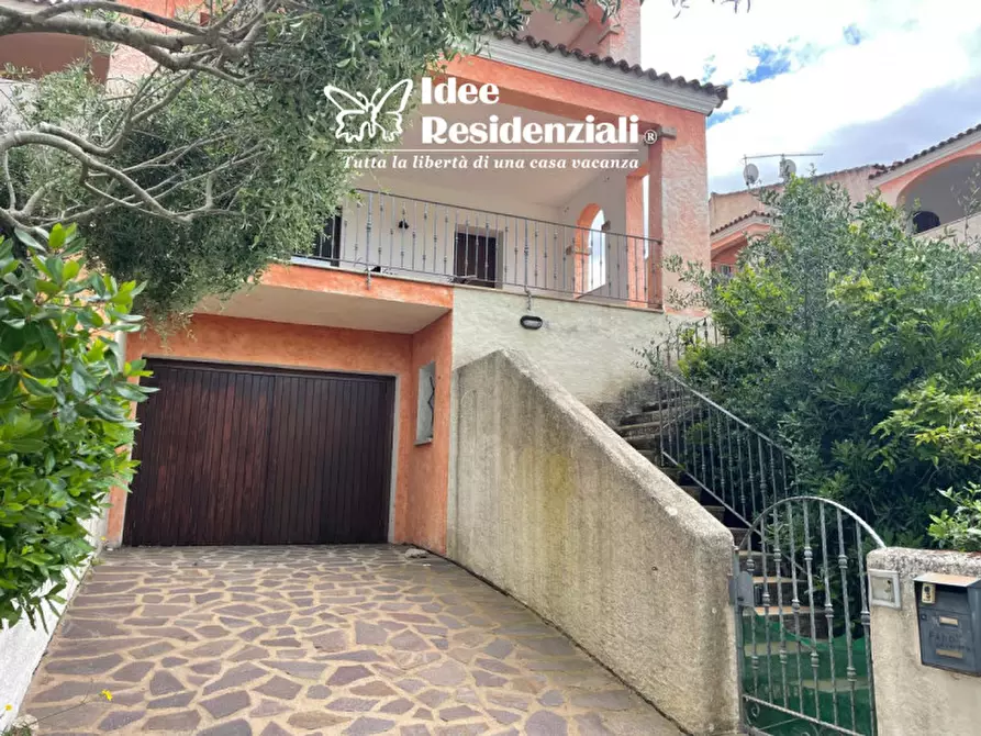 Immagine 22 di Appartamento in vendita  a Arzachena