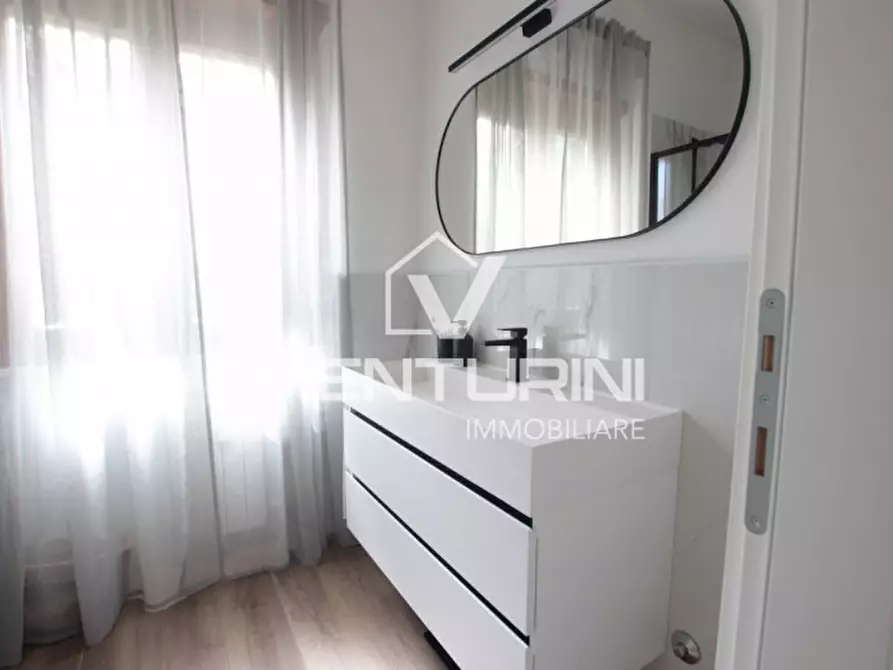 Immagine 16 di Appartamento in vendita  in Via Sulbiate, 33 a Roma