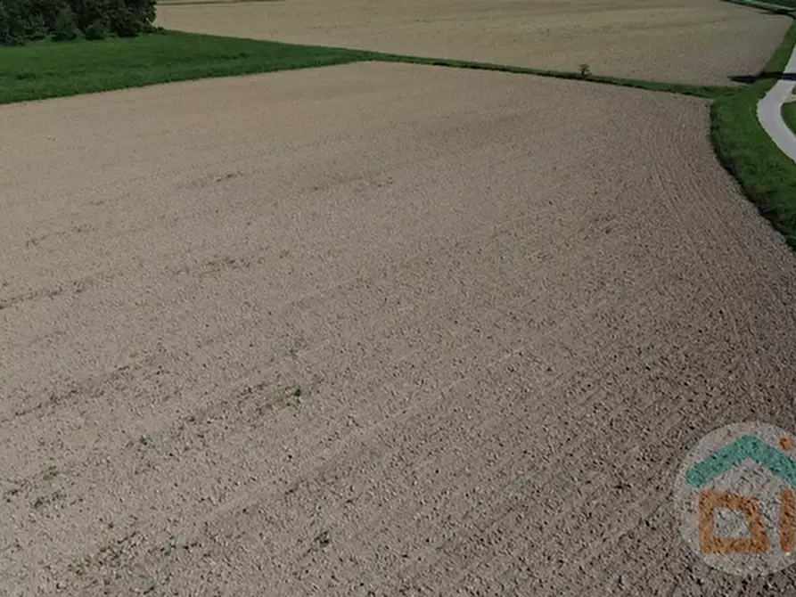 Immagine 12 di Terreno in vendita  in Via Blanchis a Mossa