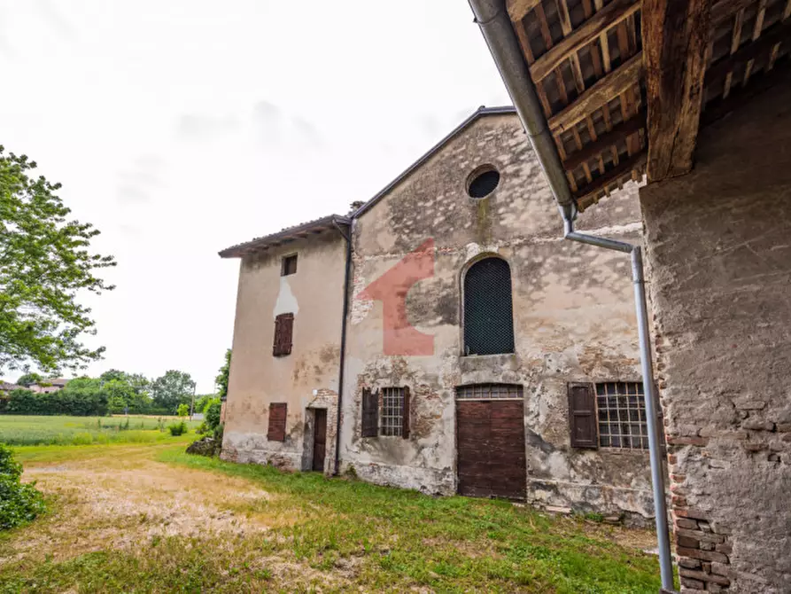 Immagine 50 di Rustico / casale in vendita  in Strada Toccalmatto a Fontanellato