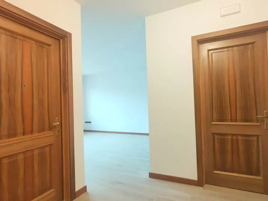 Immagine 3 di Appartamento in vendita  in Via Luigi Configliachi a Abano Terme
