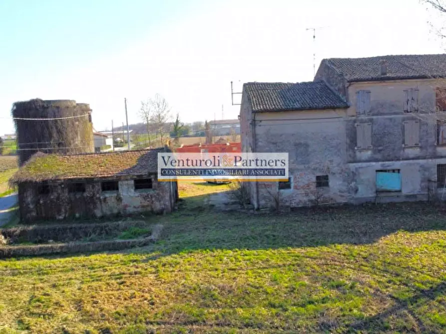 Immagine 8 di Rustico / casale in vendita  in Via Castelgoffredo a Castel Goffredo