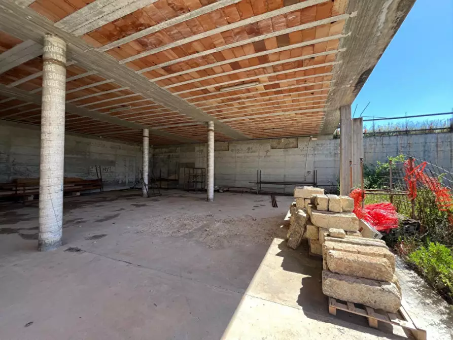 Immagine 9 di Villa in vendita  in Via Provinciale Gallipoli a Parabita