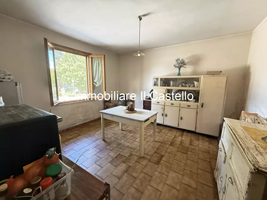 Immagine 3 di Casa indipendente in vendita  in Via Nuova a Tuoro Sul Trasimeno