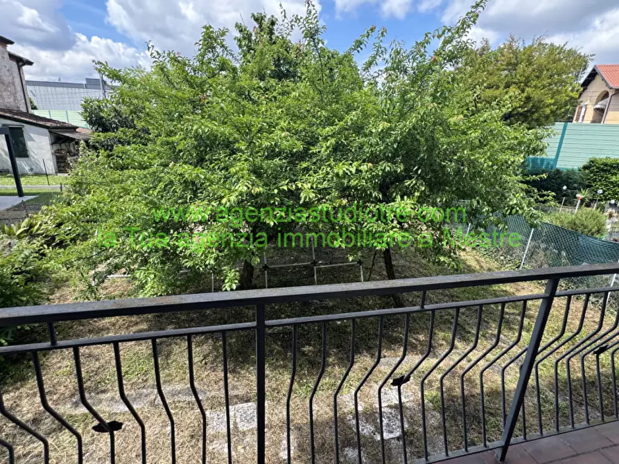 Immagine 9 di Casa bifamiliare in vendita  in Via Torre Belfredo 148 a Venezia