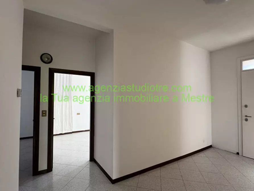 Immagine 12 di Casa bifamiliare in vendita  in Via Torre Belfredo 148 a Venezia