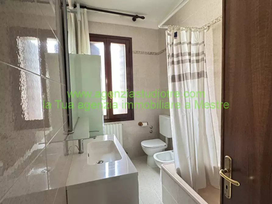 Immagine 13 di Casa bifamiliare in vendita  in Via Torre Belfredo 148 a Venezia