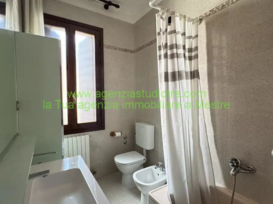 Immagine 14 di Casa bifamiliare in vendita  in Via Torre Belfredo 148 a Venezia