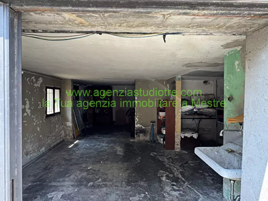 Immagine 25 di Casa bifamiliare in vendita  in Via Torre Belfredo 148 a Venezia